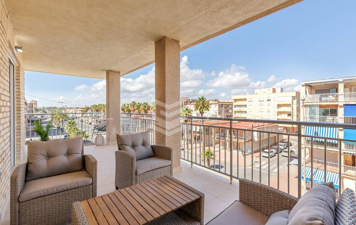 Sale - Flat - Playa de los Naufragos - Torrevieja