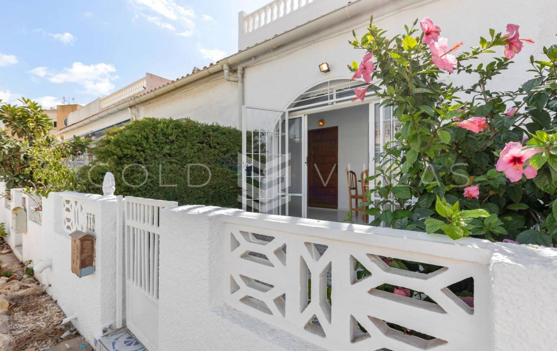 Sale - Bungalow - San luis - Torrevieja