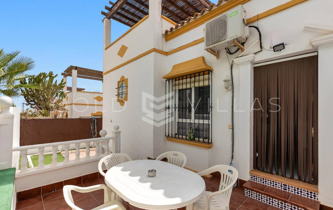 Sale - Terraced house - Los altos - Torrevieja