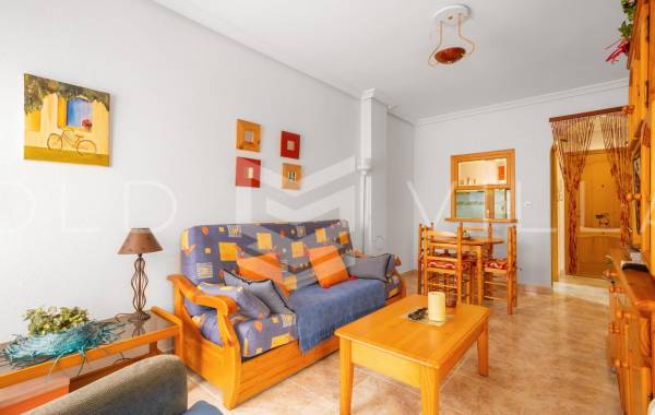 Apartment - Sale - Centro - Torrevieja