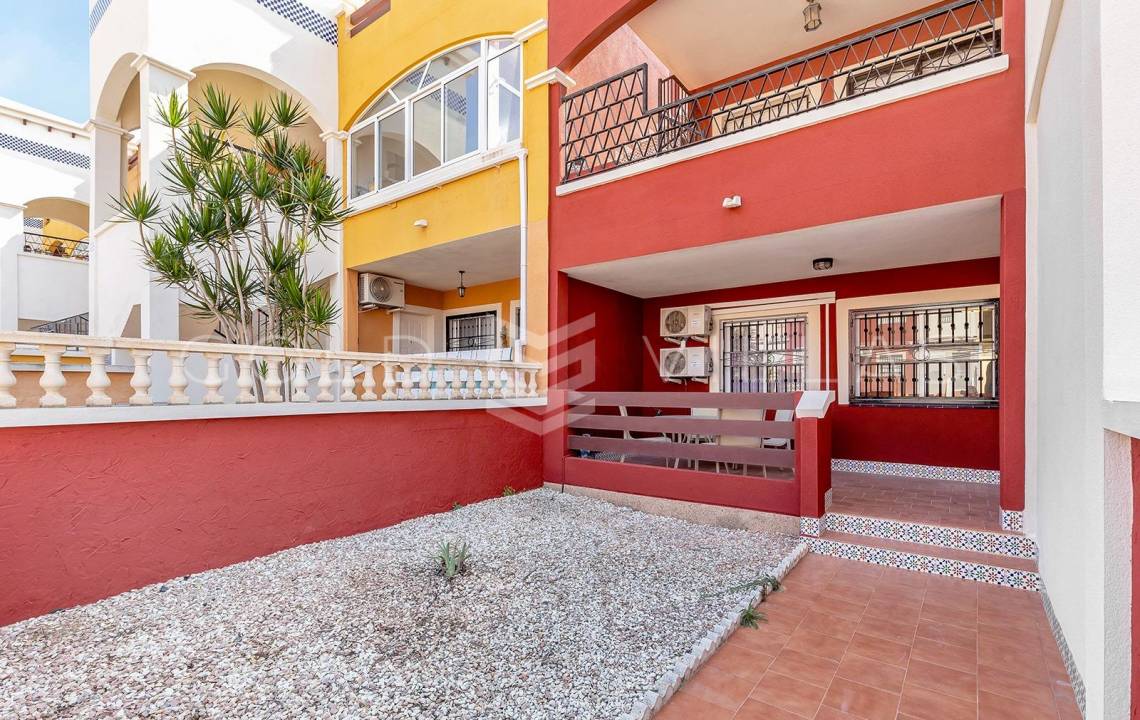 Venta - Bungalow Planta Baja - Los Altos - Orihuela Costa