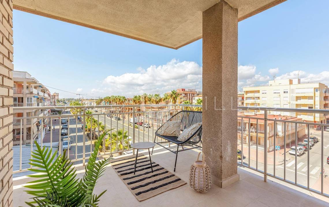 Sale - Flat - Playa de los Naufragos - Torrevieja