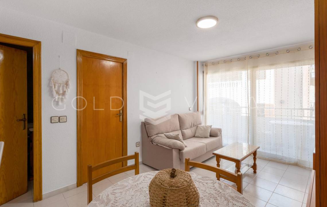 Sale - Apartment - Playa de los locos - Torrevieja