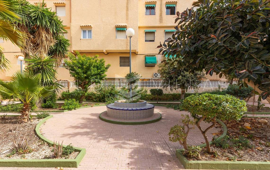 Venta - Apartamento - La Mata - Torrevieja