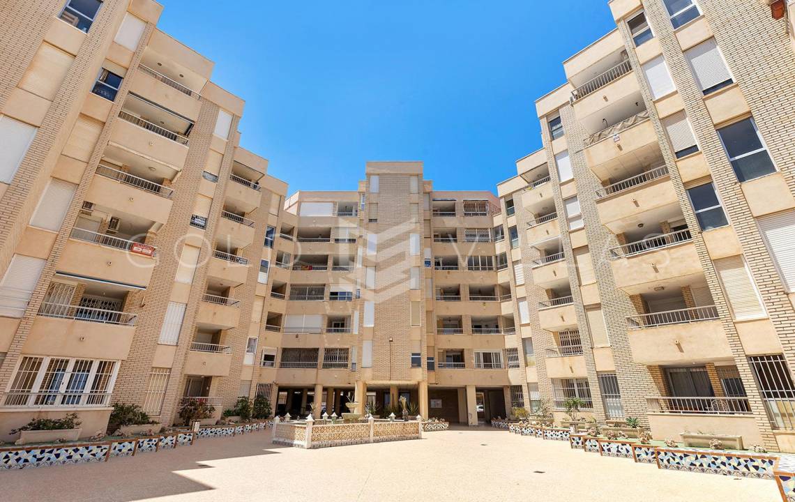 Sale - Apartment - Playa de los locos - Torrevieja