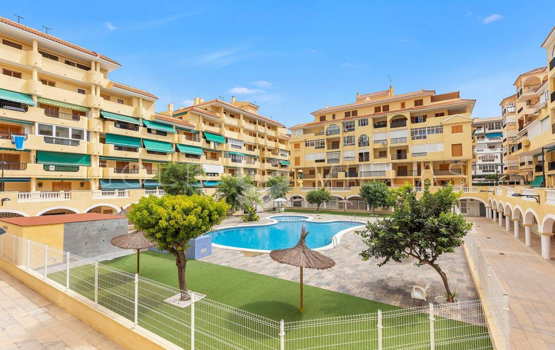 Sale - Apartment - La Mata - Torrevieja